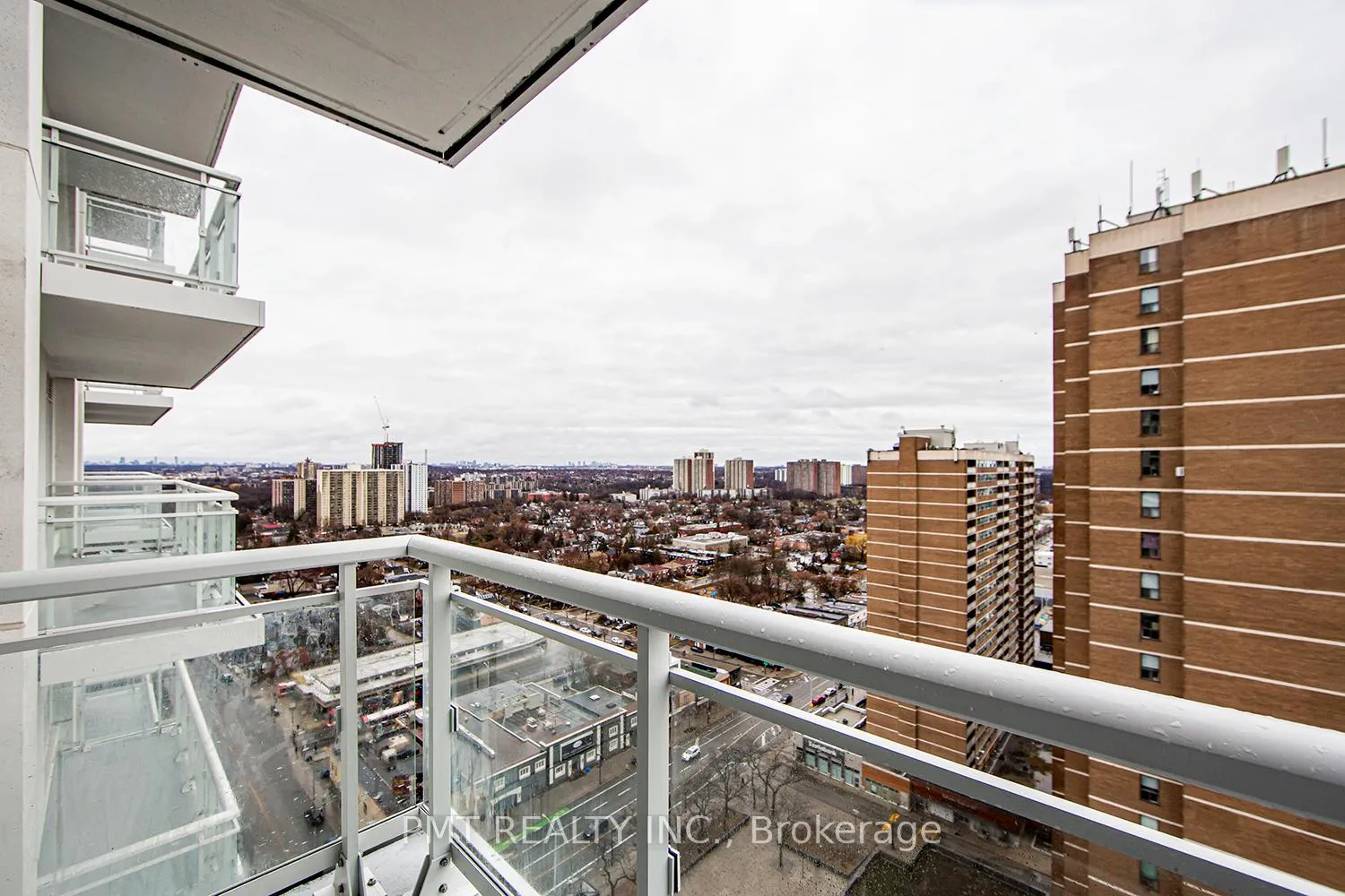 Photo 22 of Unit 2105, 286 Main Street, Toronto, East End-Danforth — HOMEH
