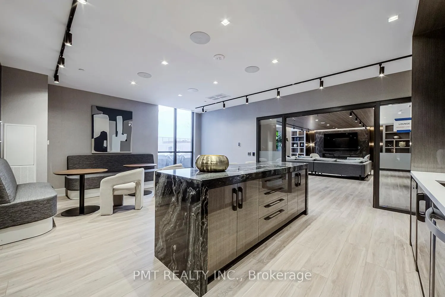 Photo 24 of Unit 2105, 286 Main Street, Toronto, East End-Danforth — HOMEH