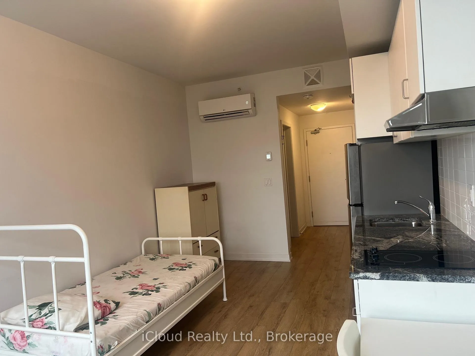 Photo 9 of Unit 405, 1800 Simcoe Street N, Oshawa, Samac — HOMEH