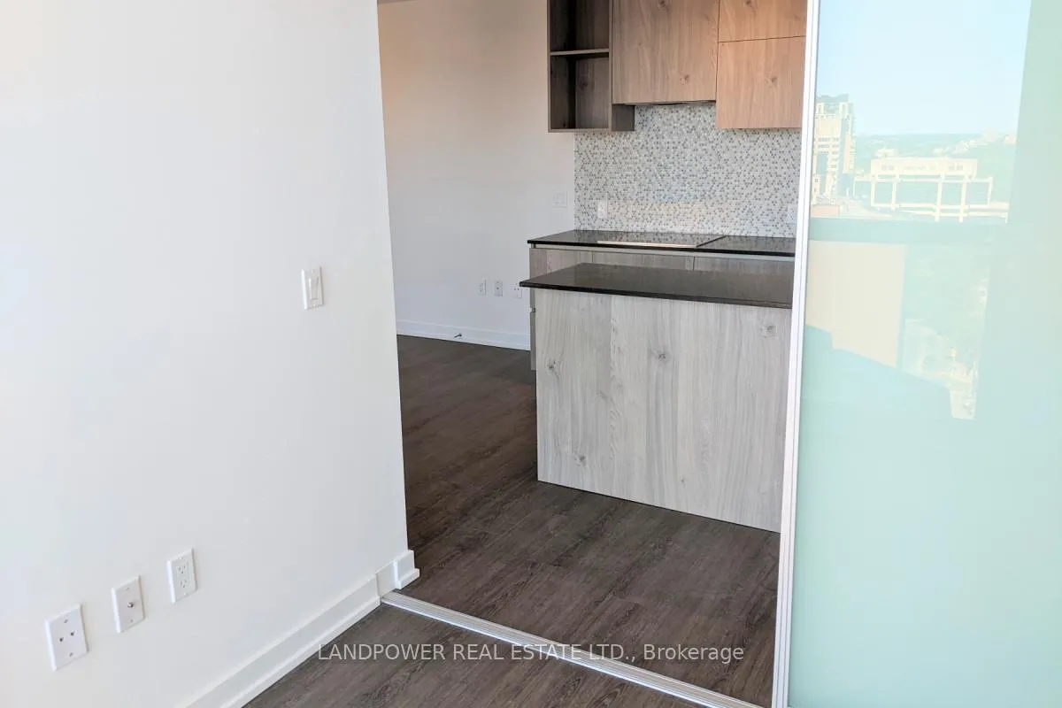 Photo 9 of Unit 1908, 1 Yorkville Avenue, Toronto, The Annex — HOMEH