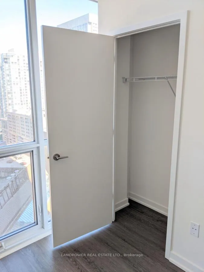 Photo 11 of Unit 1908, 1 Yorkville Avenue, Toronto, The Annex — HOMEH