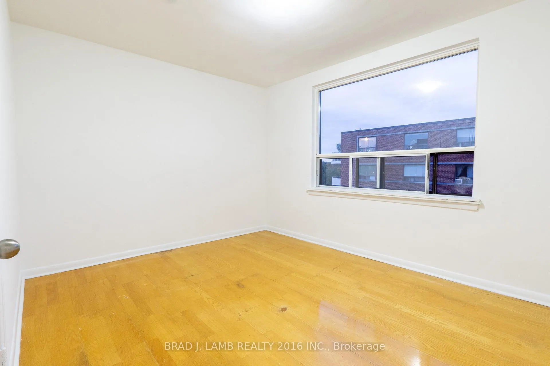 Photo 9 of Unit 305, 4 Hill Heights, Etobicoke, Stonegate-Queensway — HOMEH