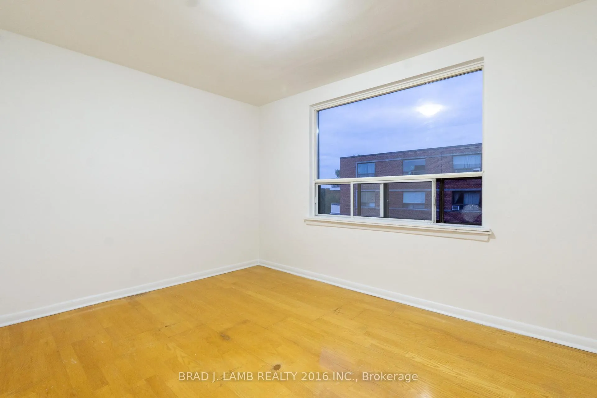 Photo 13 of Unit 305, 4 Hill Heights, Etobicoke, Stonegate-Queensway — HOMEH