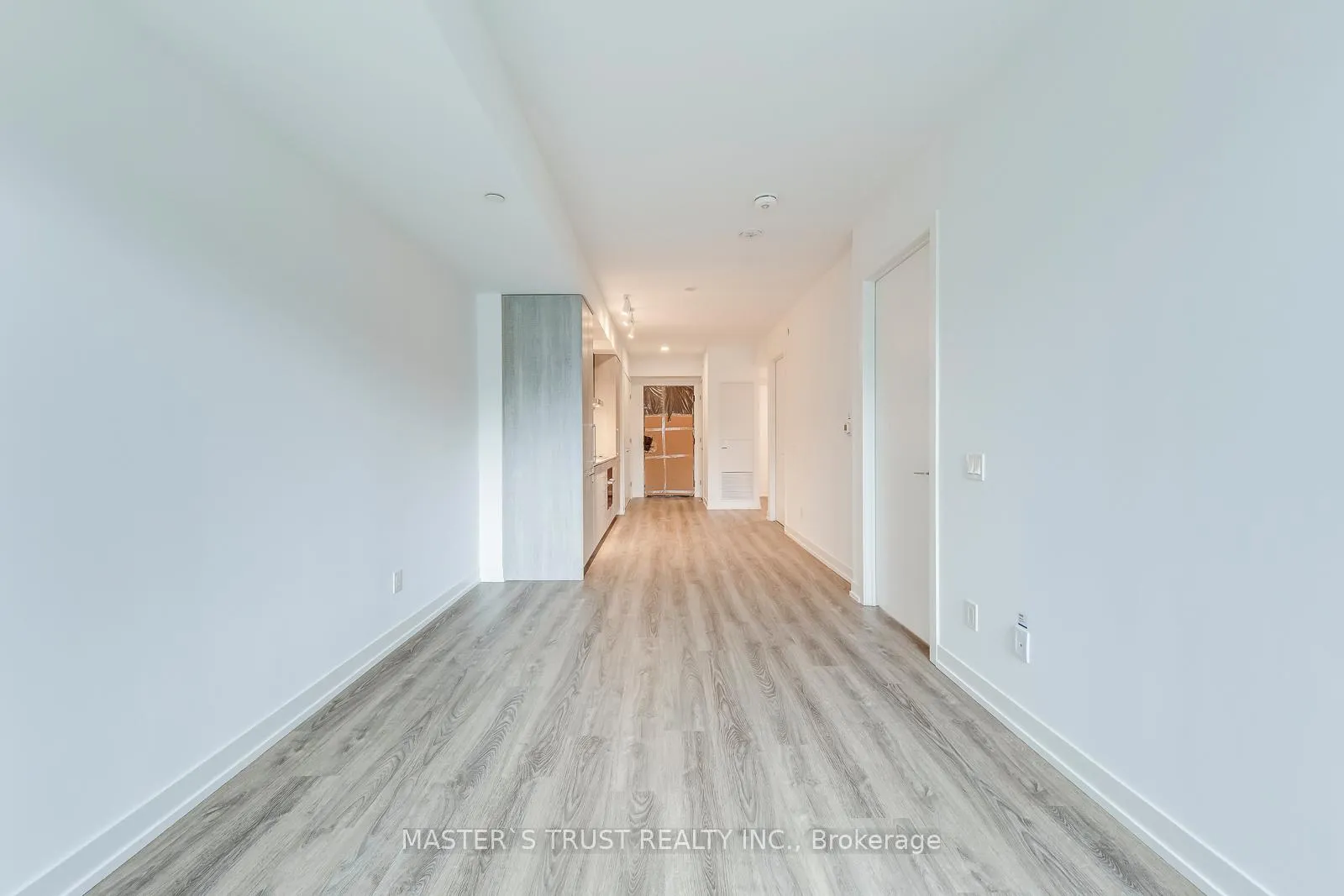Photo 15 of Unit 1001, 771 Yonge Street, Toronto, The Annex — HOMEH