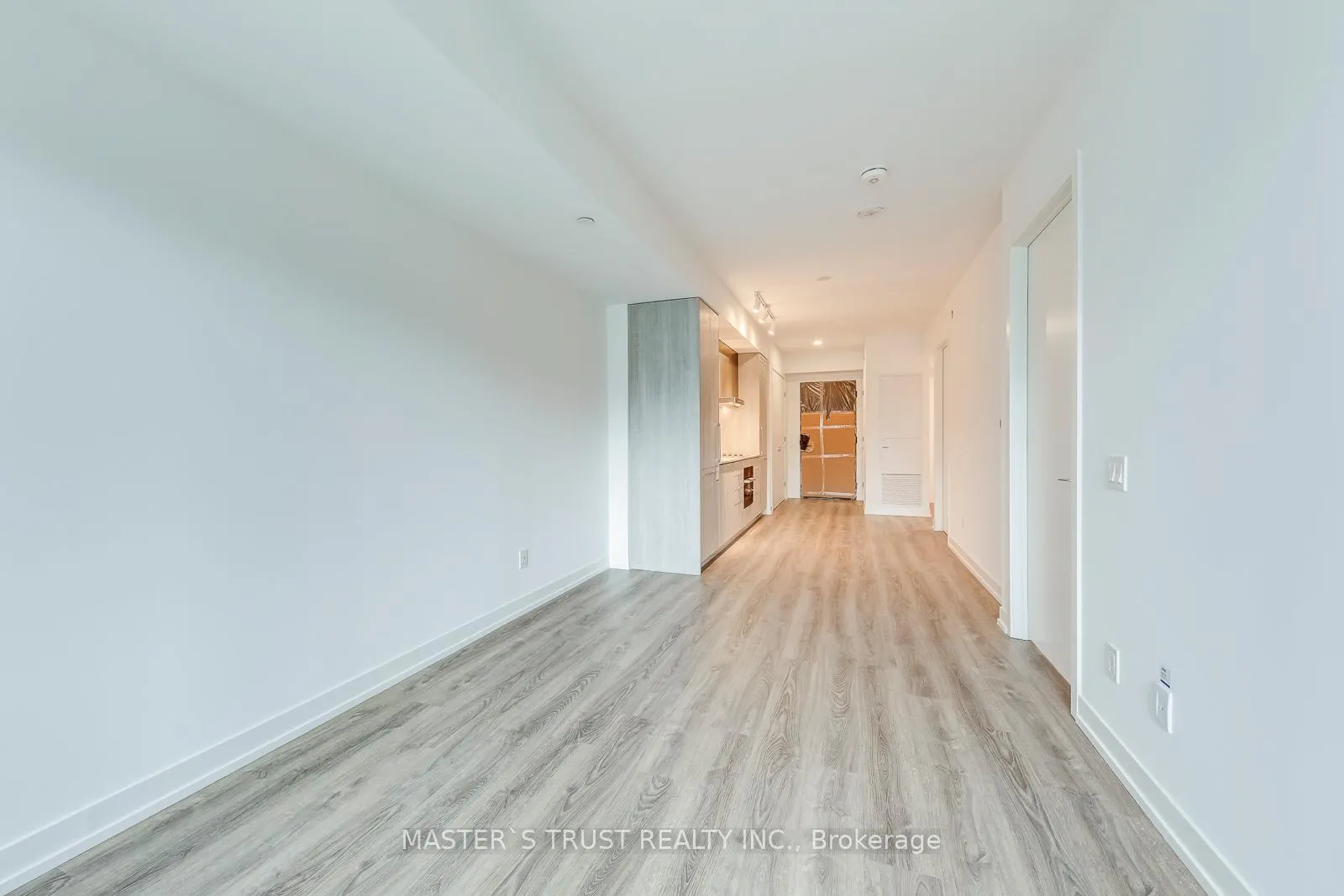 Photo 16 of Unit 1001, 771 Yonge Street, Toronto, The Annex — HOMEH