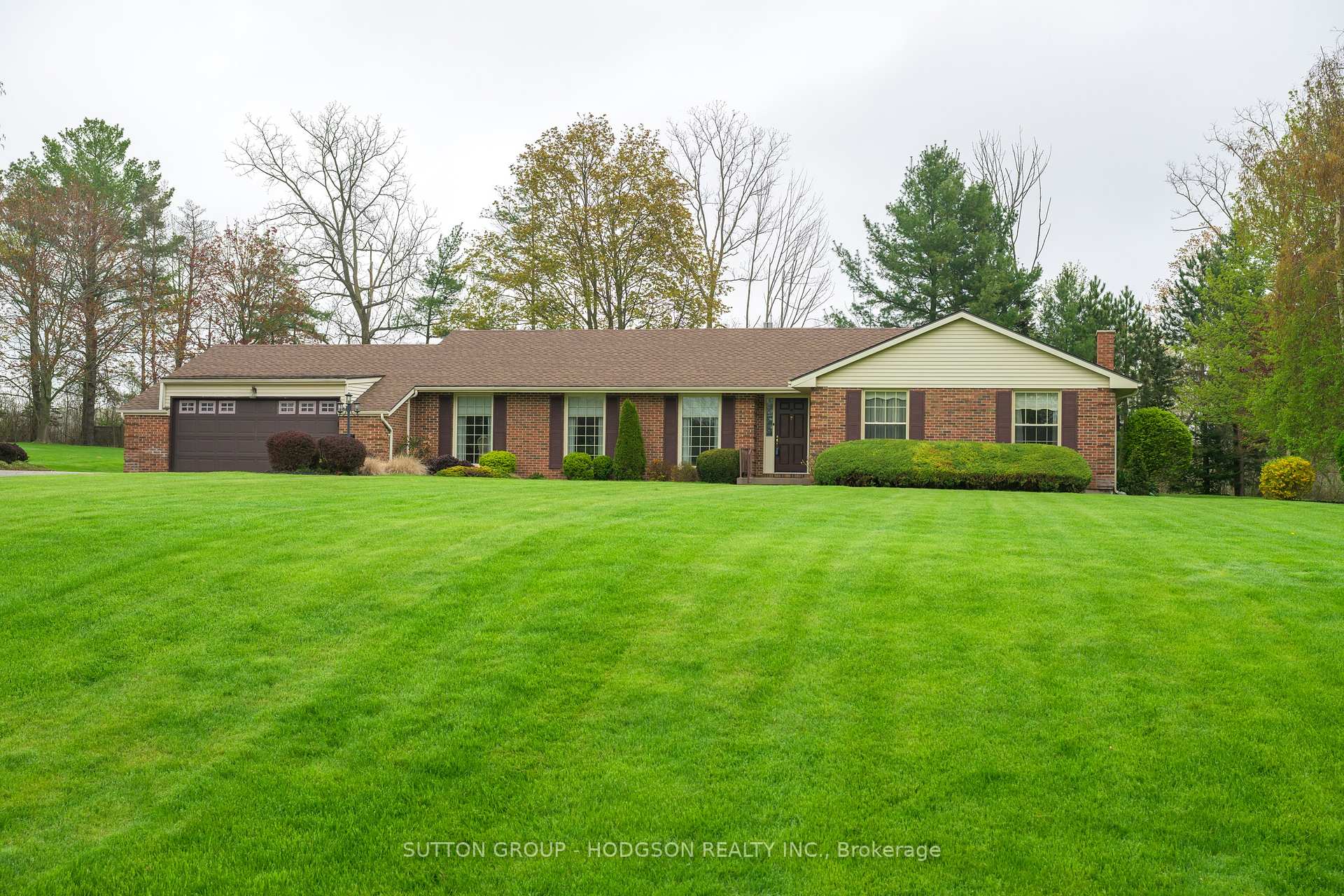 Front of 42776 Meadow Wood Lane