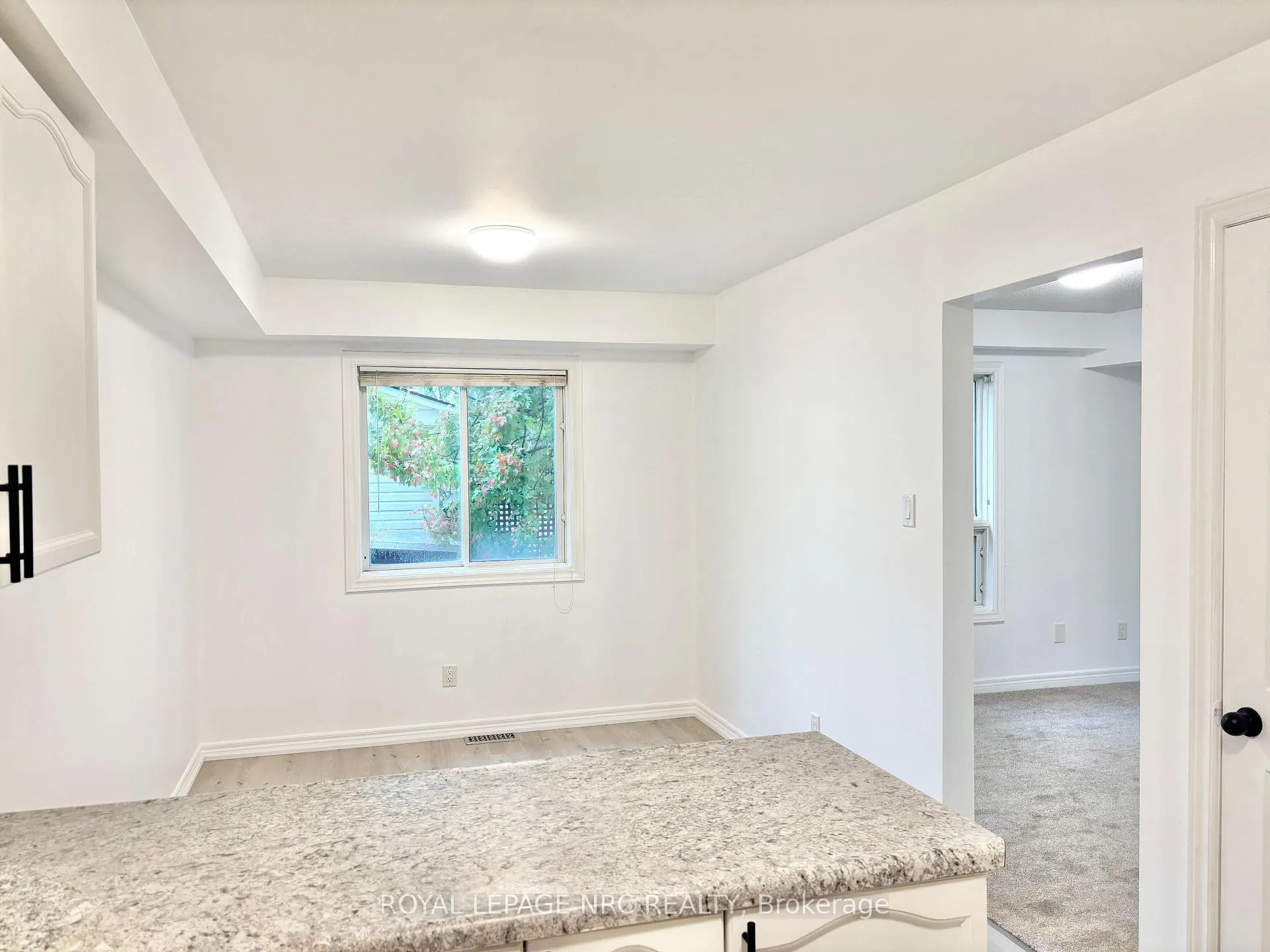 Photo 9 of Unit D, 297 Main Street, Grimsby, Grimsby East — HOMEH
