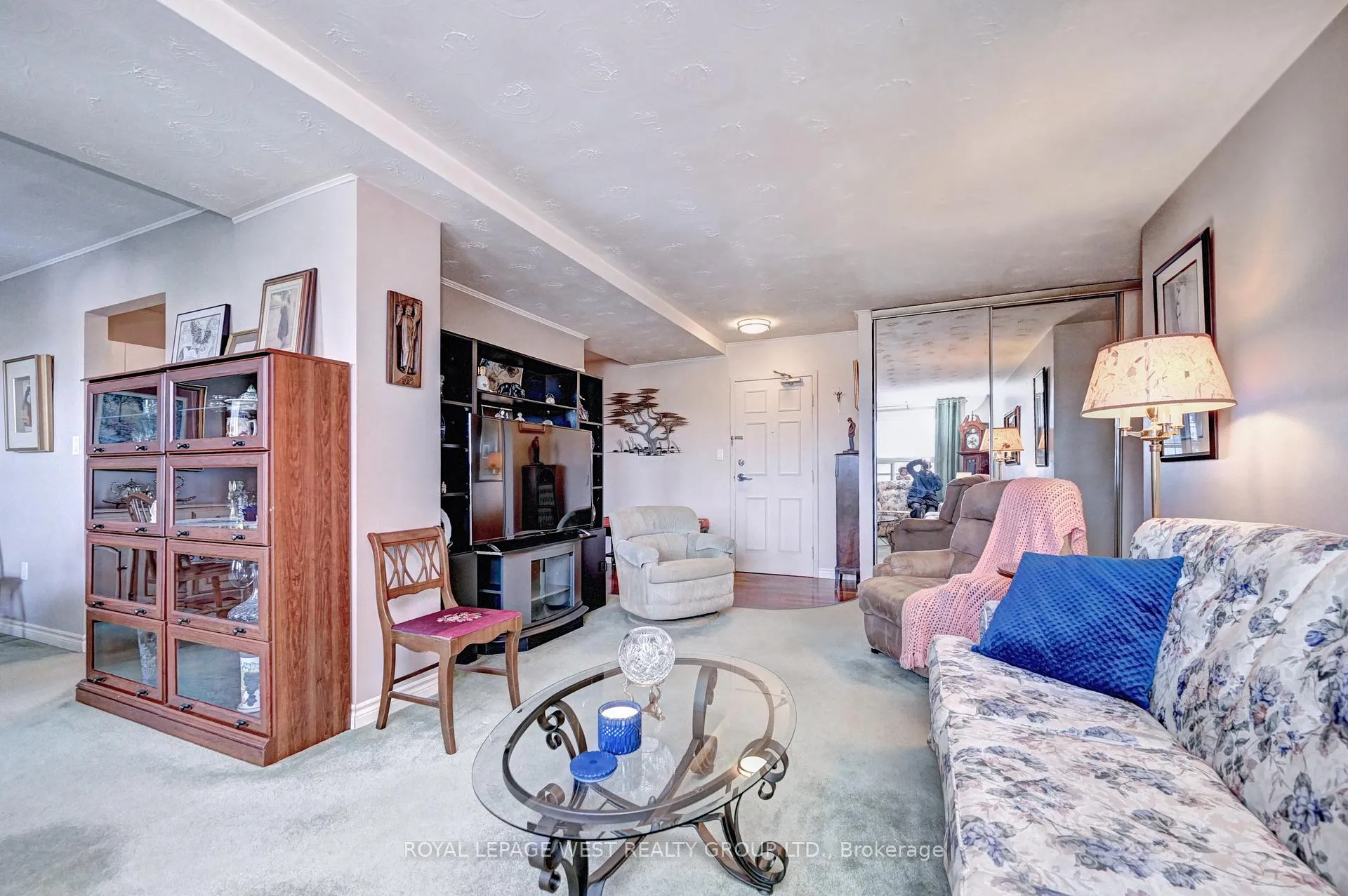 Photo 2 of Unit 508, 58 Bridgeport Road E, Waterloo — HOMEH