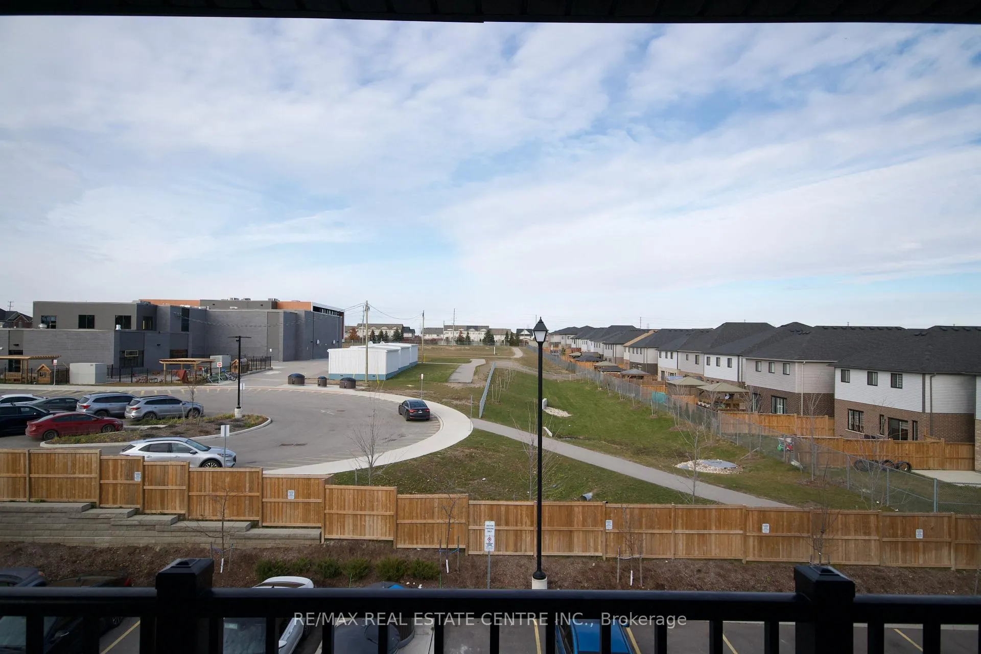 Photo 18 of 160 Oat Lane, Kitchener — HOMEH