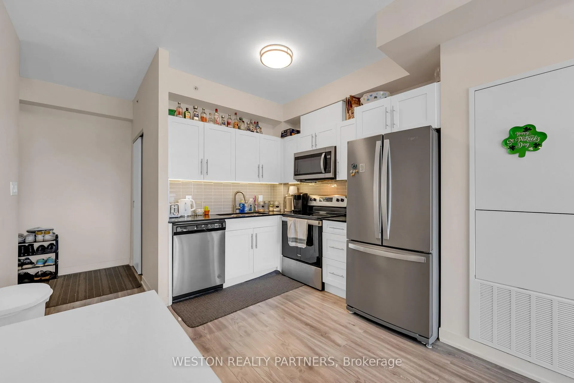 Front of Unit 1104, 128 King Street N