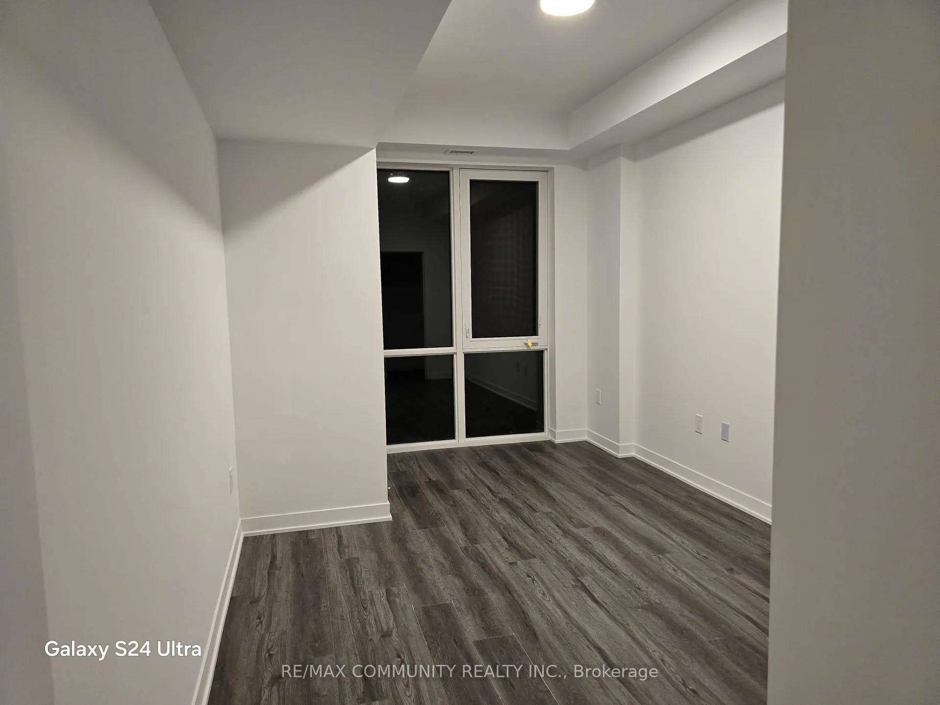 Photo 9 of Unit 304, 385 Arctic Red Drive, Oshawa, Windfields — HOMEH