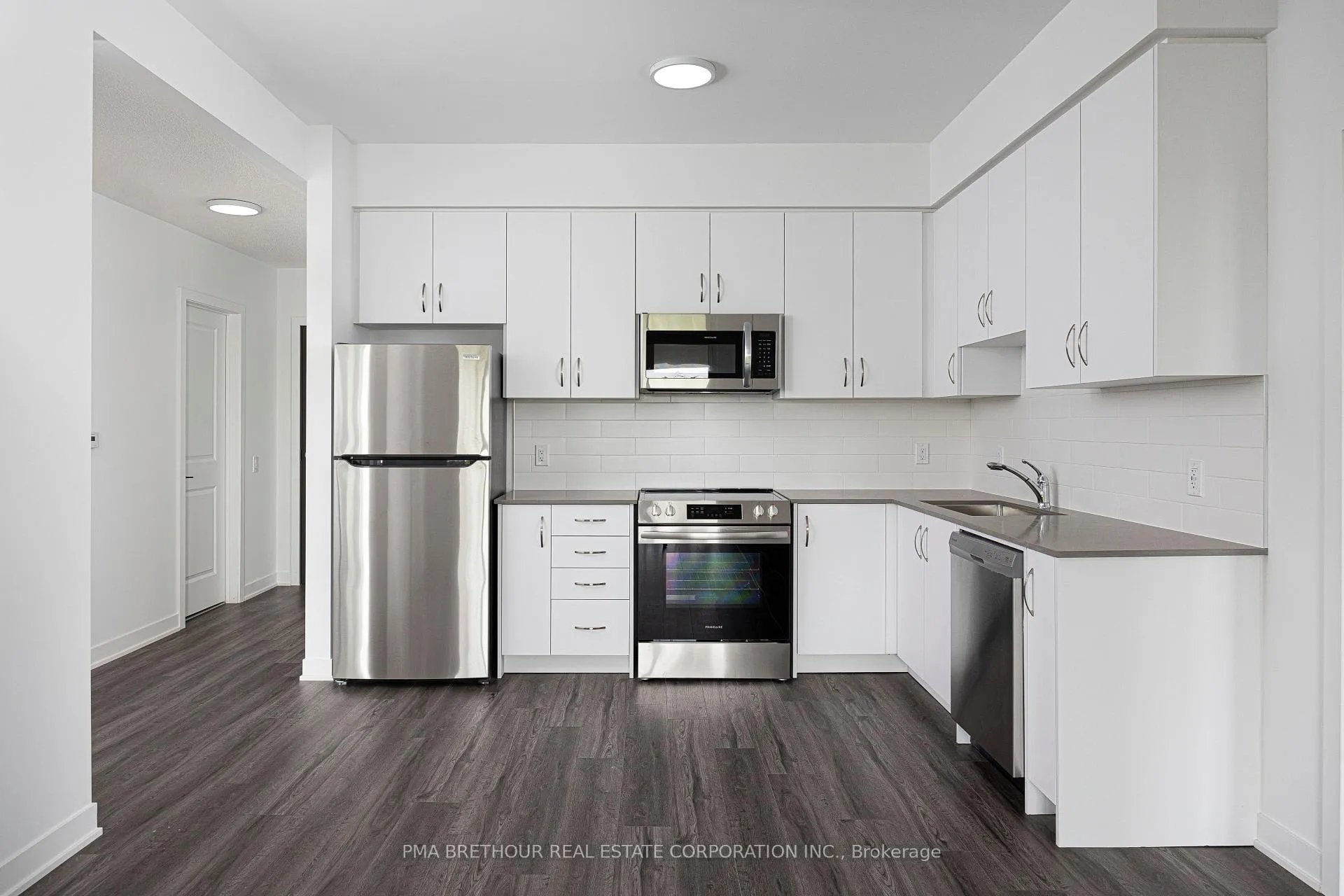 Photo 6 of Unit 326, 385 Arctic Red Drive, Oshawa, Windfields — HOMEH