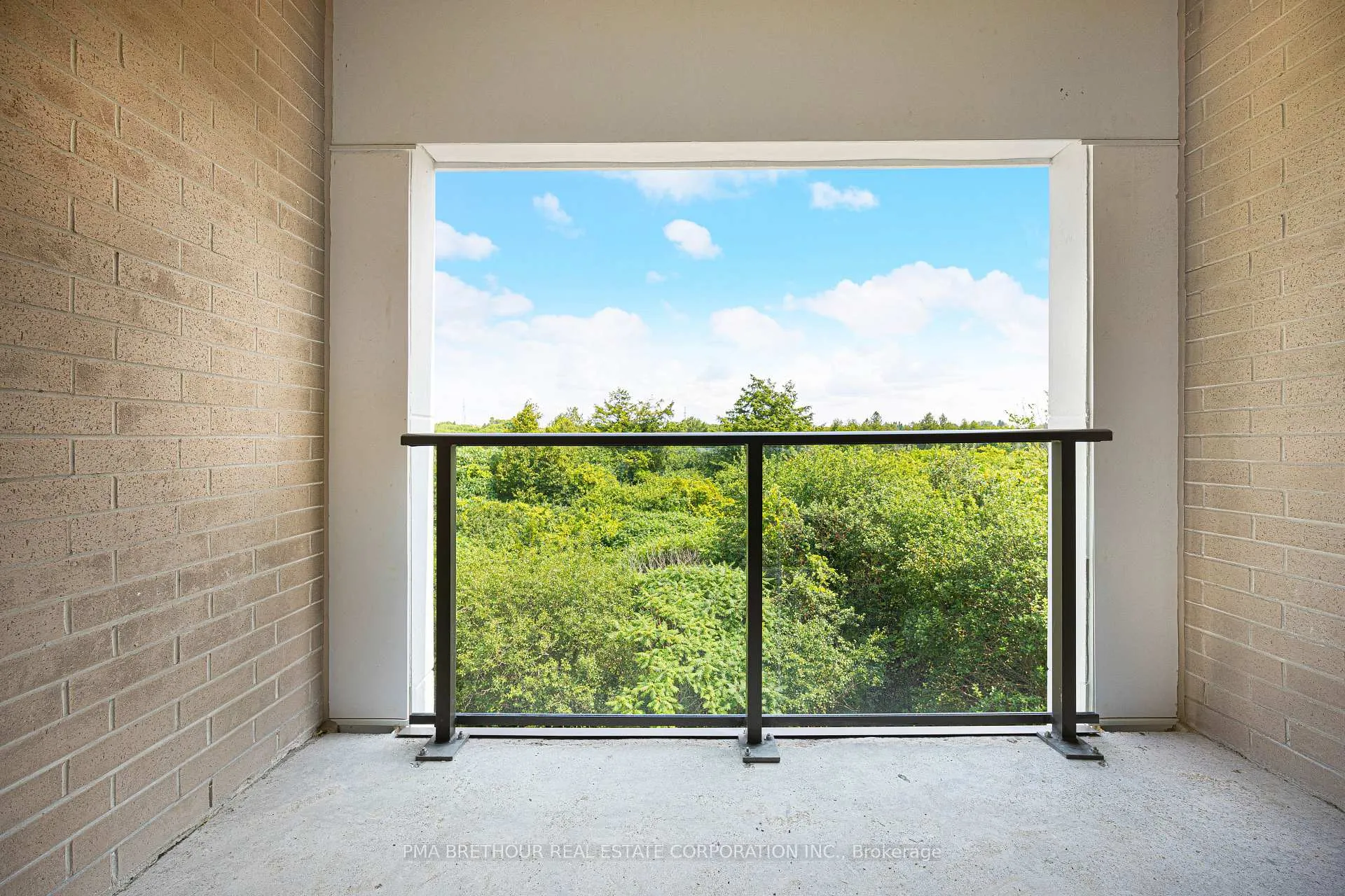 Photo 13 of Unit 326, 385 Arctic Red Drive, Oshawa, Windfields — HOMEH