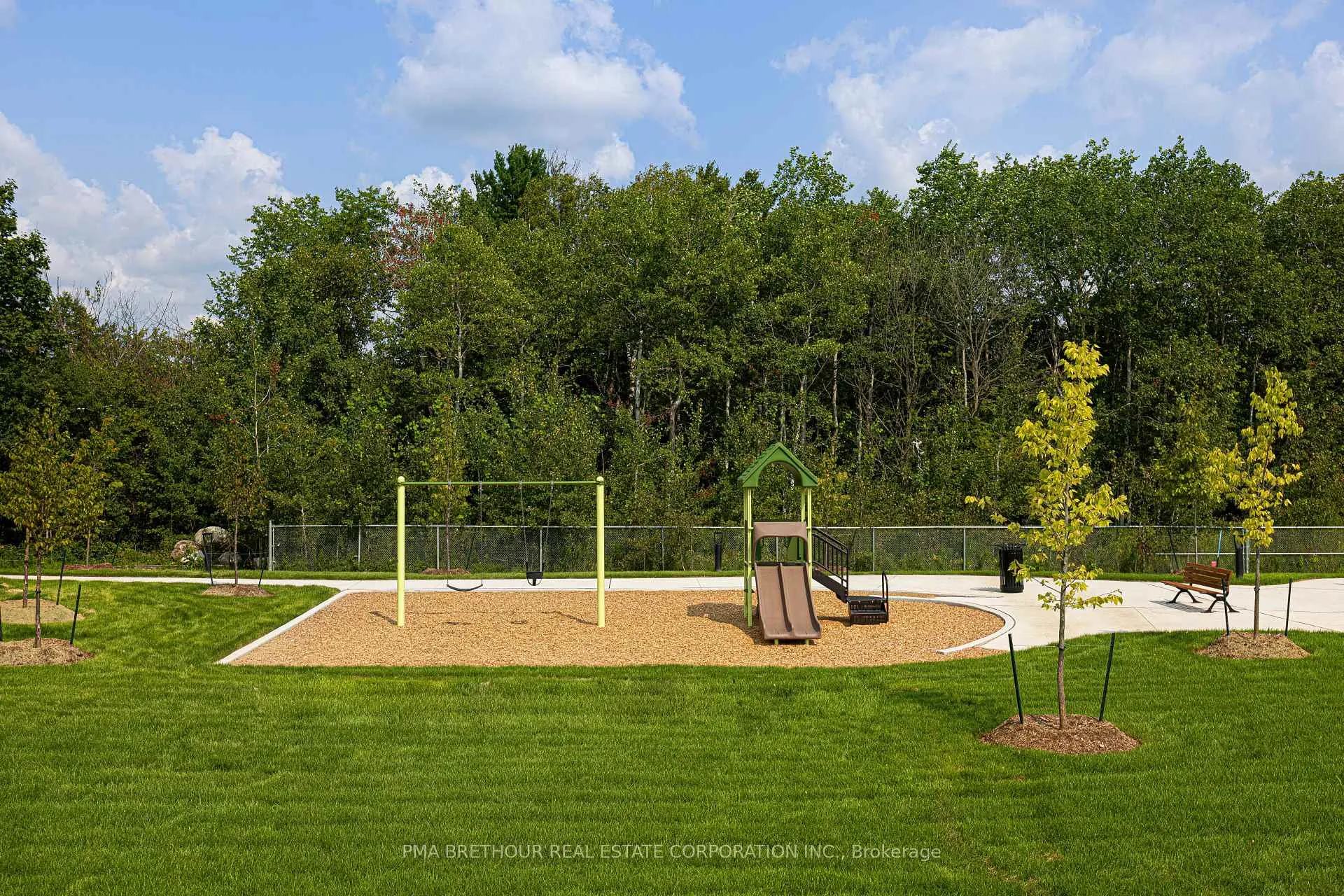 Photo 17 of Unit 326, 385 Arctic Red Drive, Oshawa, Windfields — HOMEH