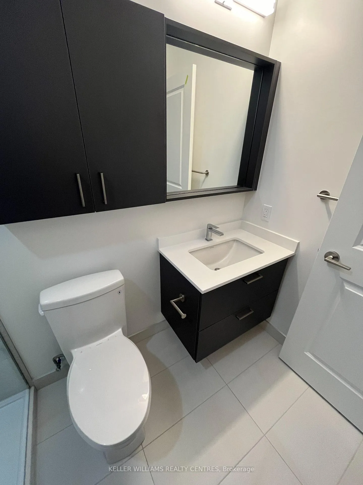 Photo 16 of Unit 2703, 30 Upper Mall Way, Vaughan, Brownridge — HOMEH