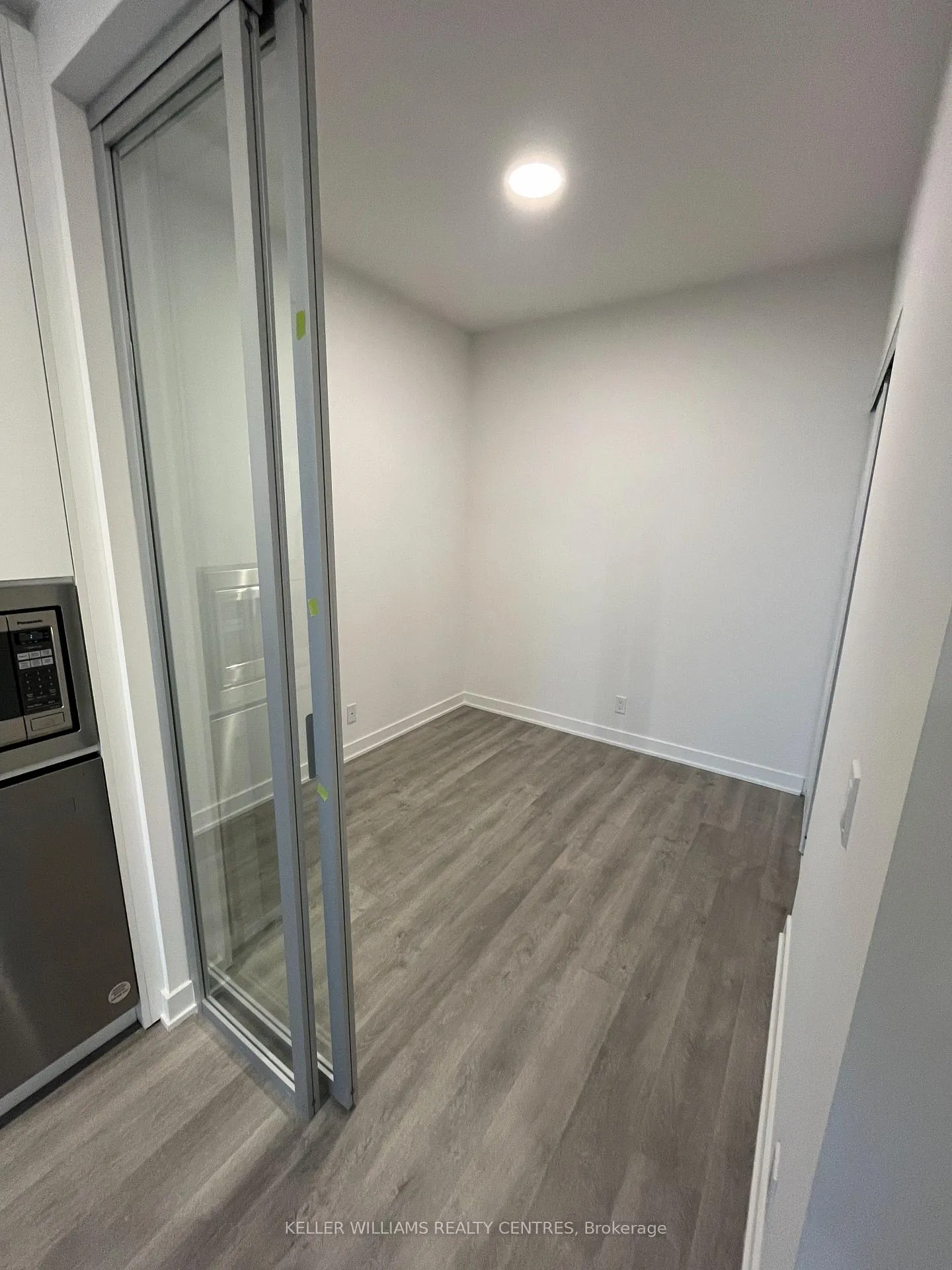 Photo 19 of Unit 2703, 30 Upper Mall Way, Vaughan, Brownridge — HOMEH