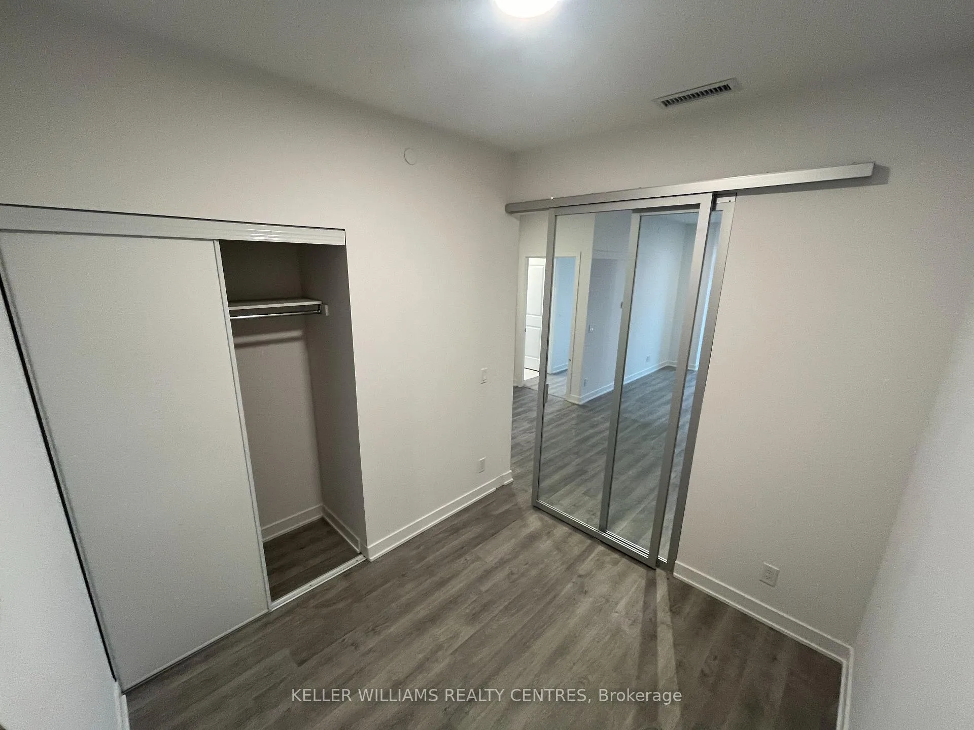 Photo 21 of Unit 2703, 30 Upper Mall Way, Vaughan, Brownridge — HOMEH