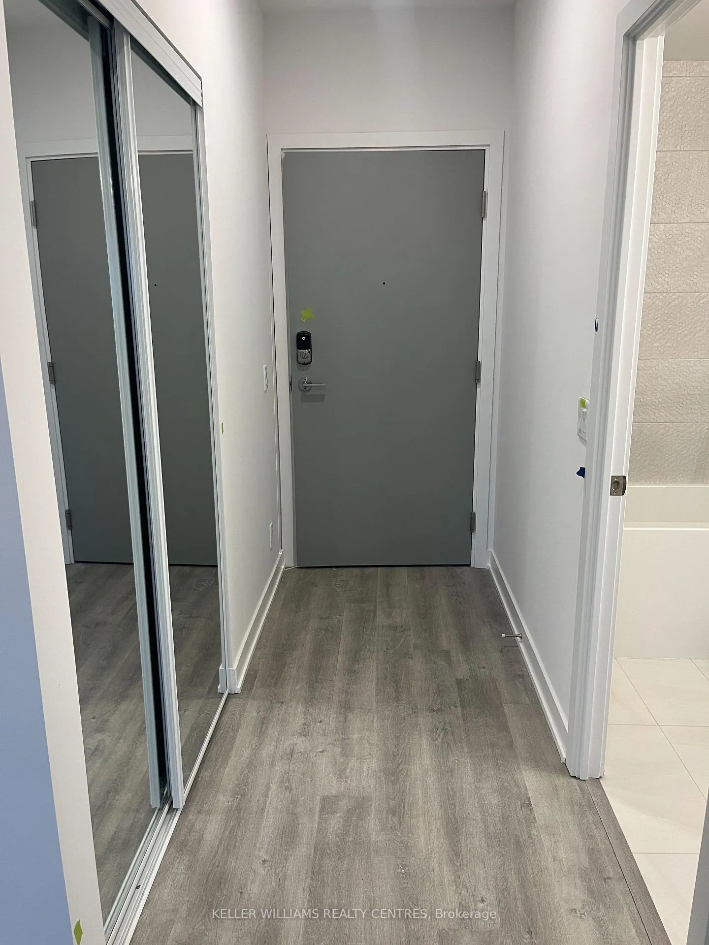 Photo 34 of Unit 2703, 30 Upper Mall Way, Vaughan, Brownridge — HOMEH