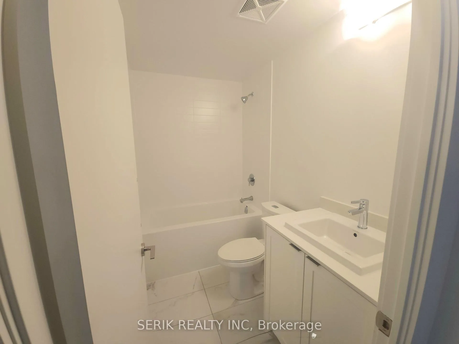 Photo 13 of Unit 403, 55 Duke Street W, Kitchener, City Commercial Core — HOMEH