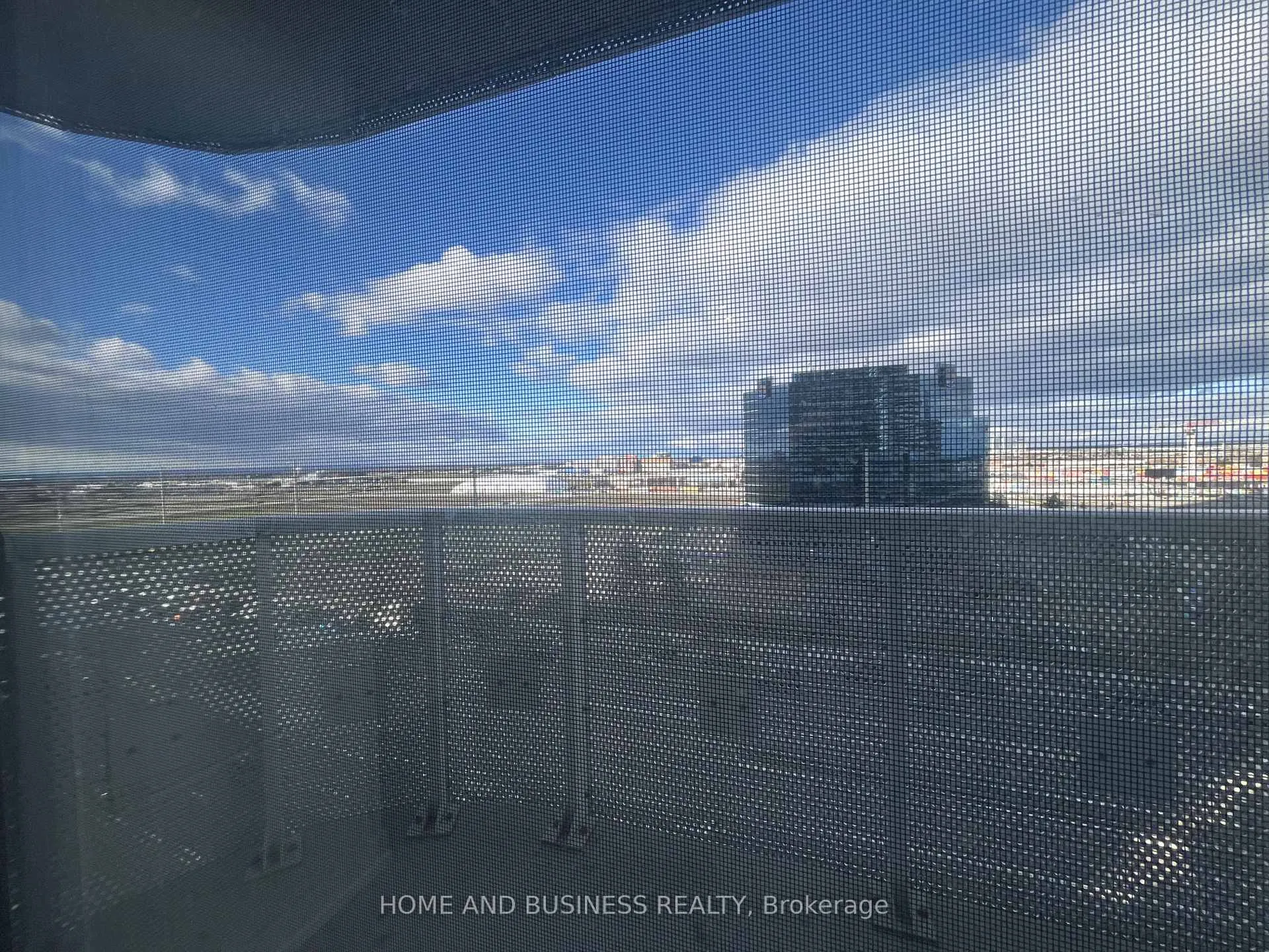 Photo 15 of Unit 703, 8 Interchange Way, Vaughan, Vaughan Corporate Centre — HOMEH