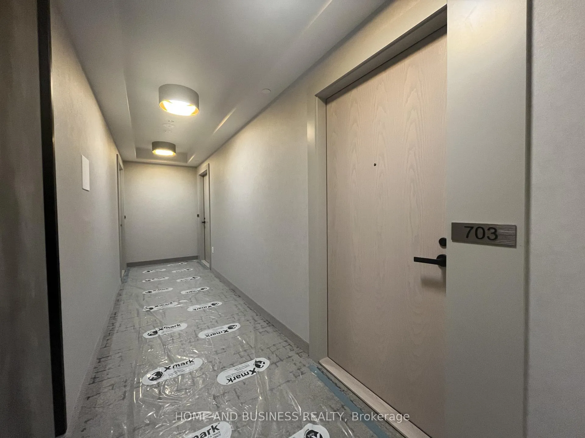 Photo 16 of Unit 703, 8 Interchange Way, Vaughan, Vaughan Corporate Centre — HOMEH