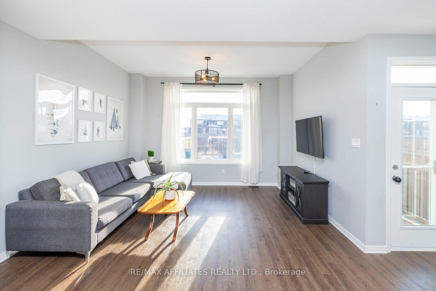 Photo 24 of 60 Stokes Drive, Carleton Place — HOMEH