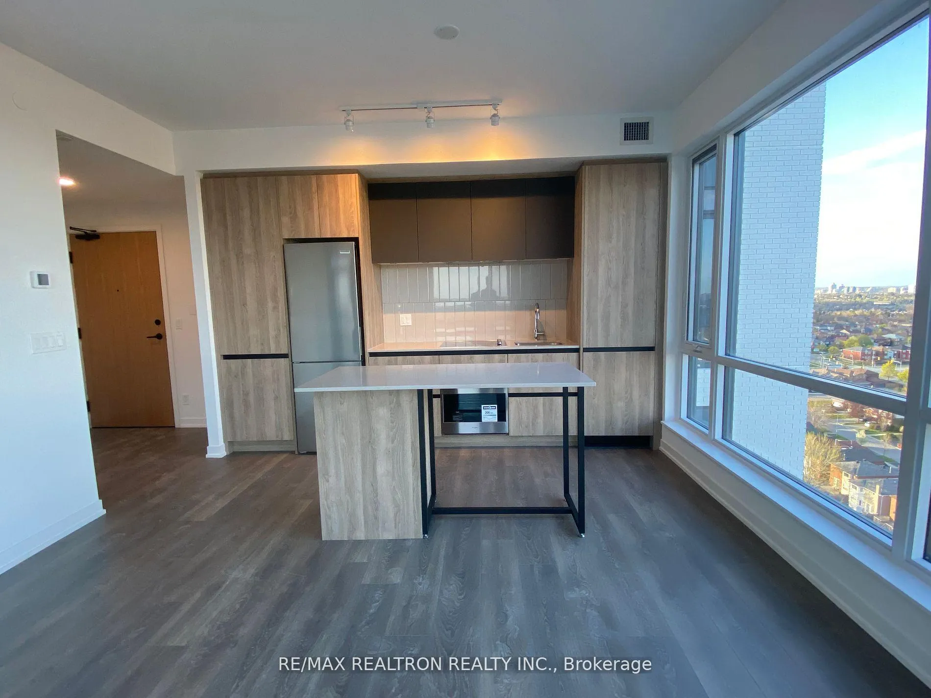 Photo 4 of Unit 1516, 7950 Bathurst Street, Vaughan, Beverley Glen — HOMEH