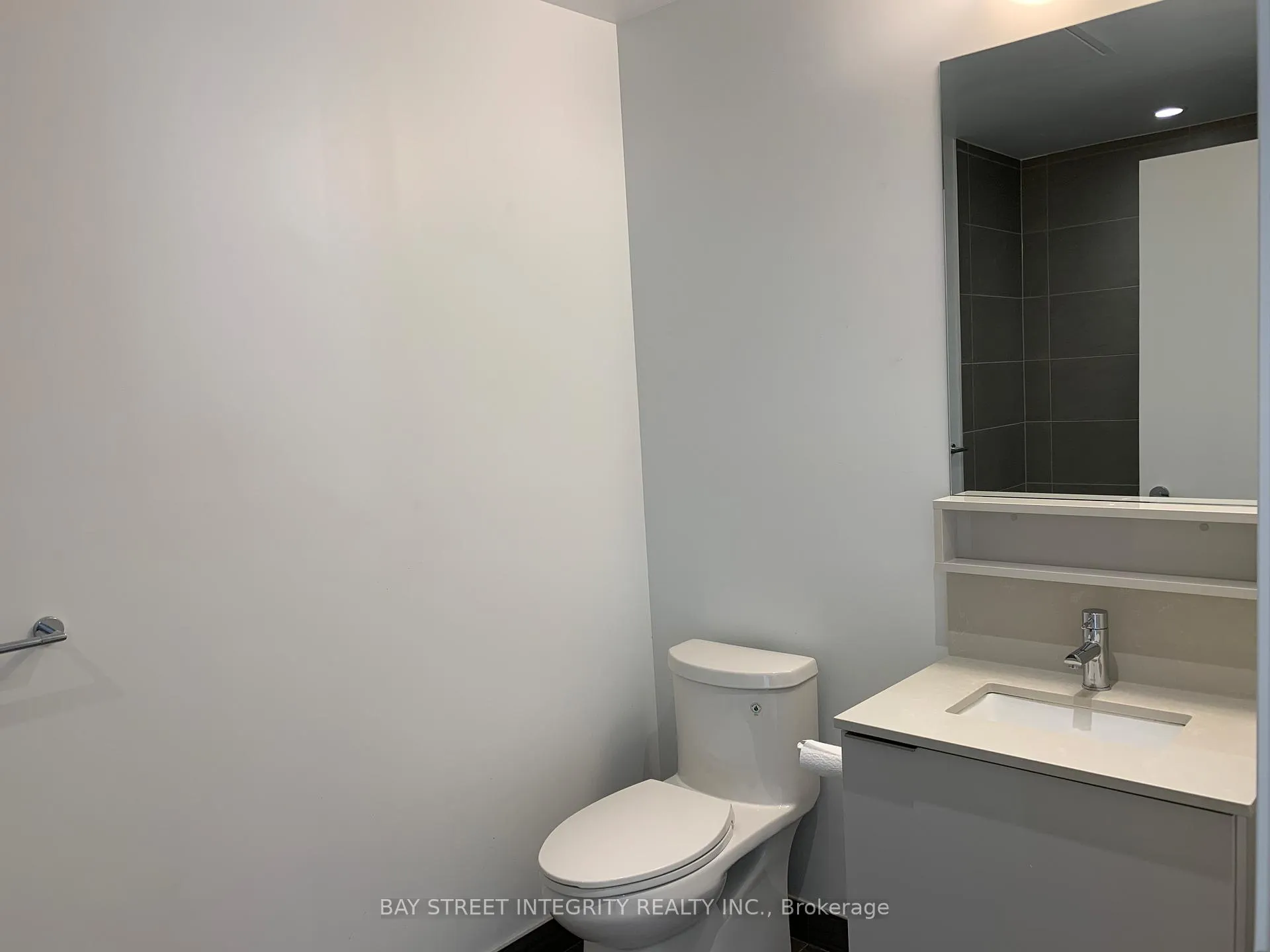 Photo 7 of Unit 4211, 5 Buttermill Avenue, Vaughan, Vaughan Corporate Centre — HOMEH