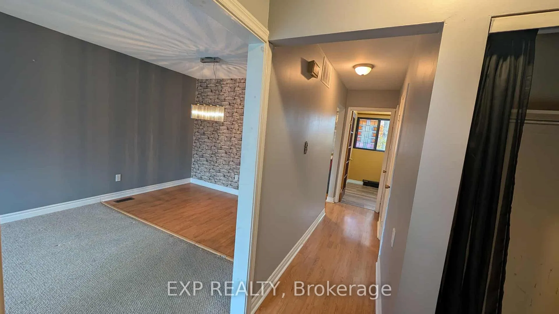 Photo 7 of Unit 33, 350 Camelot Court, Oshawa, Eastdale — HOMEH