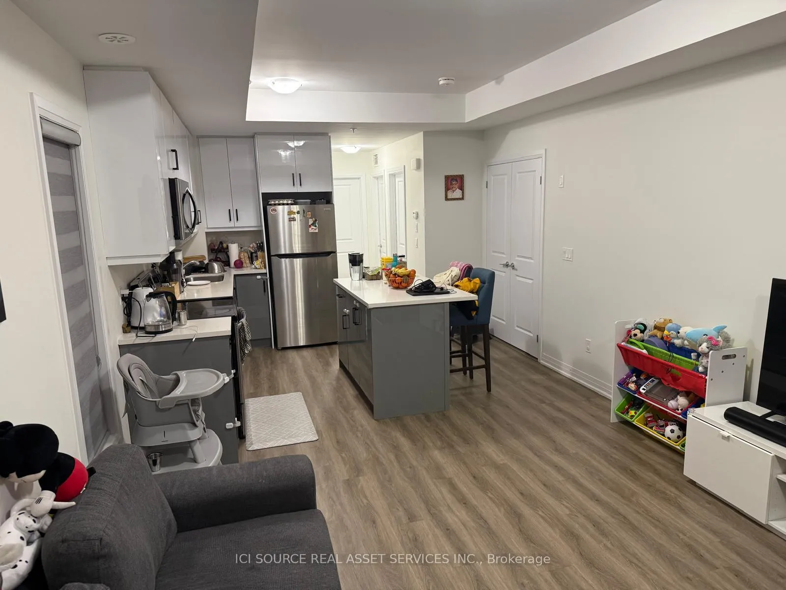 Photo 3 of Unit 101, 2635 William Jackson Drive, Pickering, Duffin Heights — HOMEH