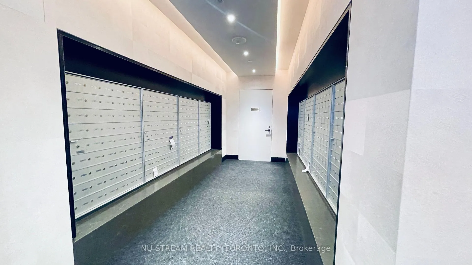 Photo 15 of Unit 1108, 8 Cumberland Street, Toronto, The Annex — HOMEH
