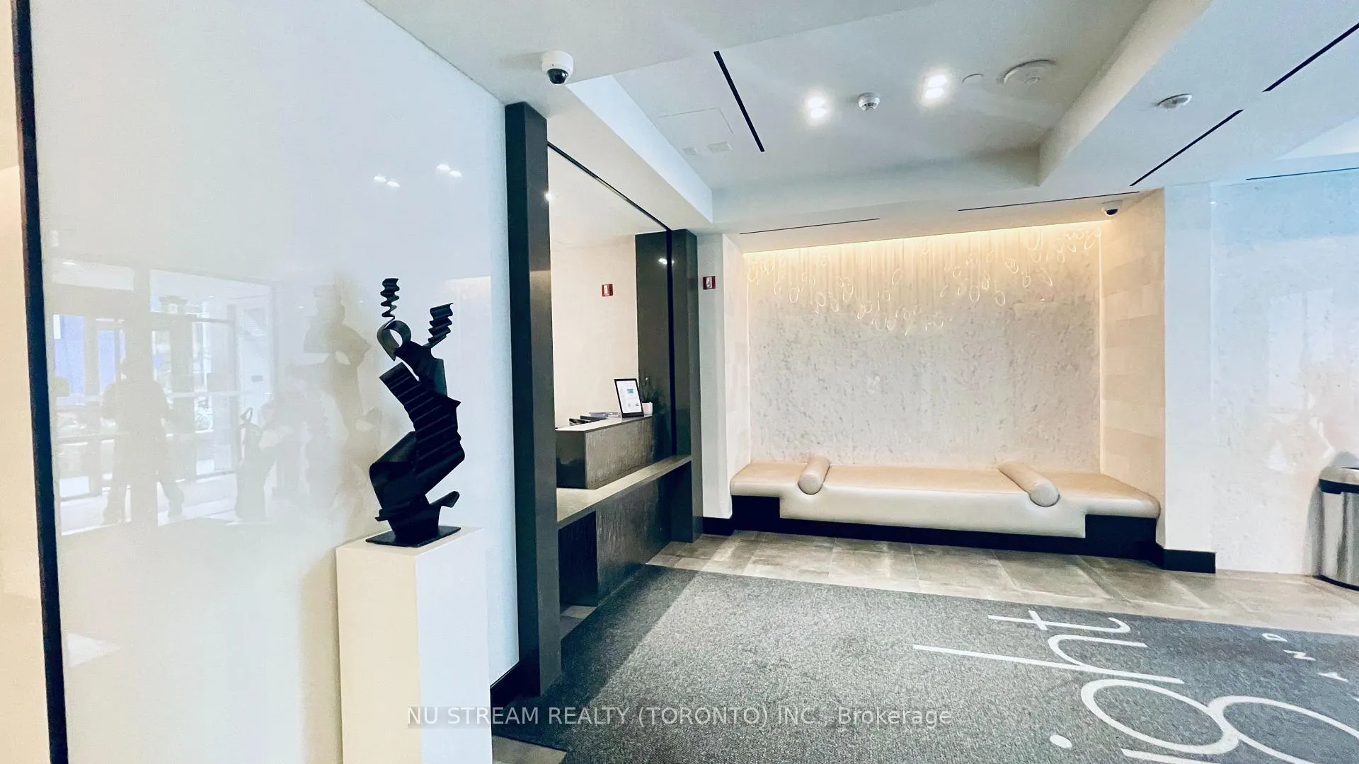 Photo 16 of Unit 1108, 8 Cumberland Street, Toronto, The Annex — HOMEH