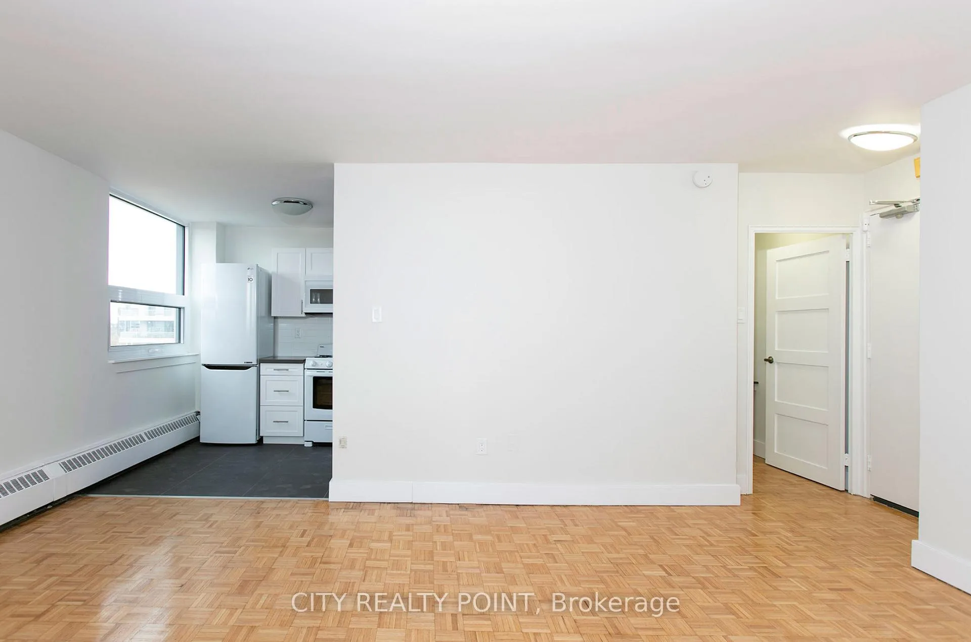 Photo 10 of Unit 503, 485 Huron Street, Toronto, The Annex — HOMEH