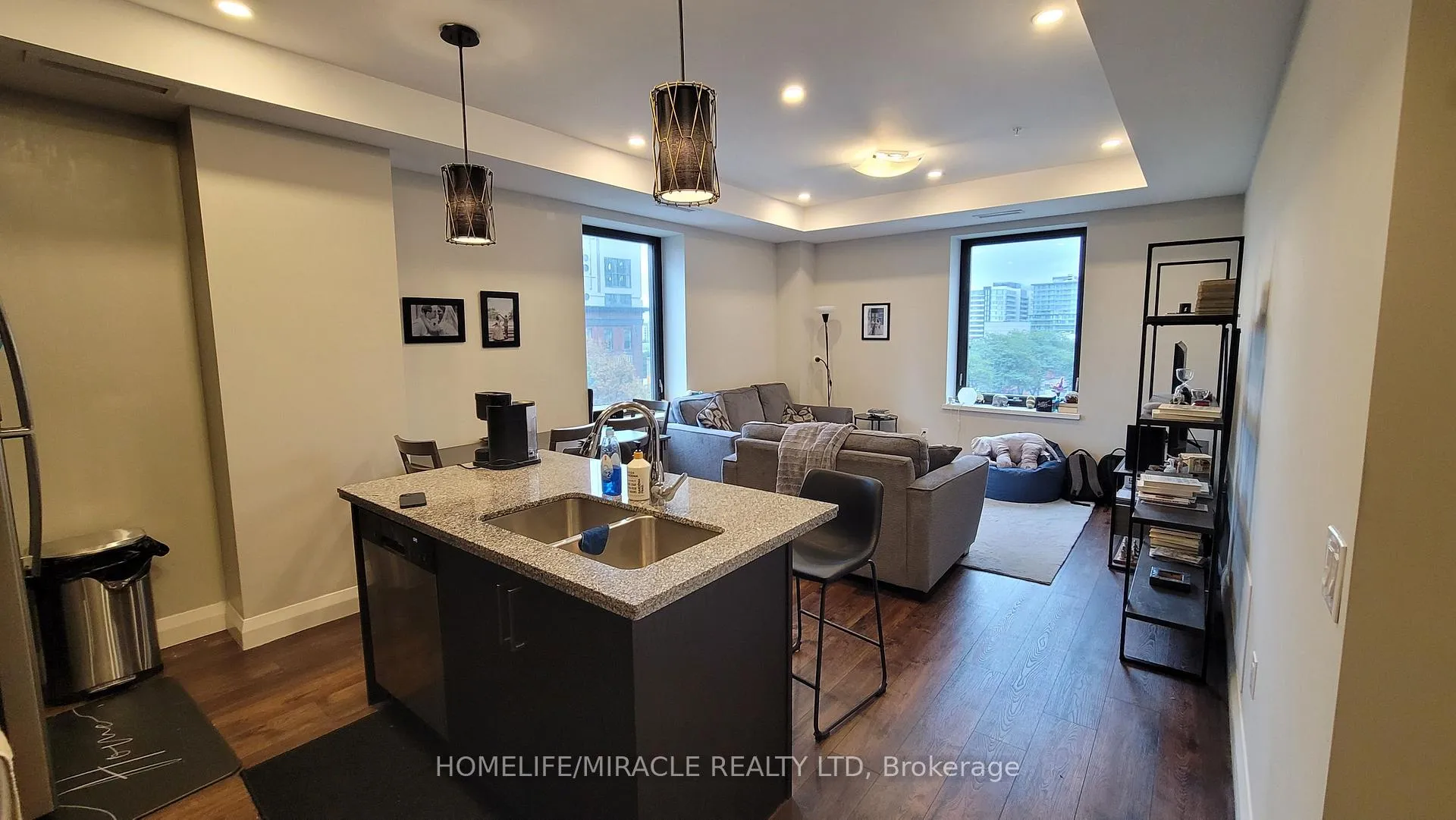 Photo 12 of Unit 422, 118 king Street E, Hamilton, Beasley — HOMEH