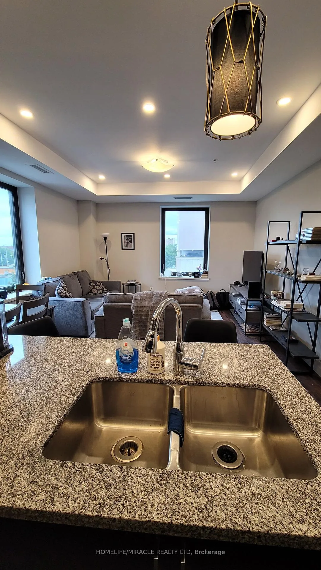 Photo 15 of Unit 422, 118 king Street E, Hamilton, Beasley — HOMEH