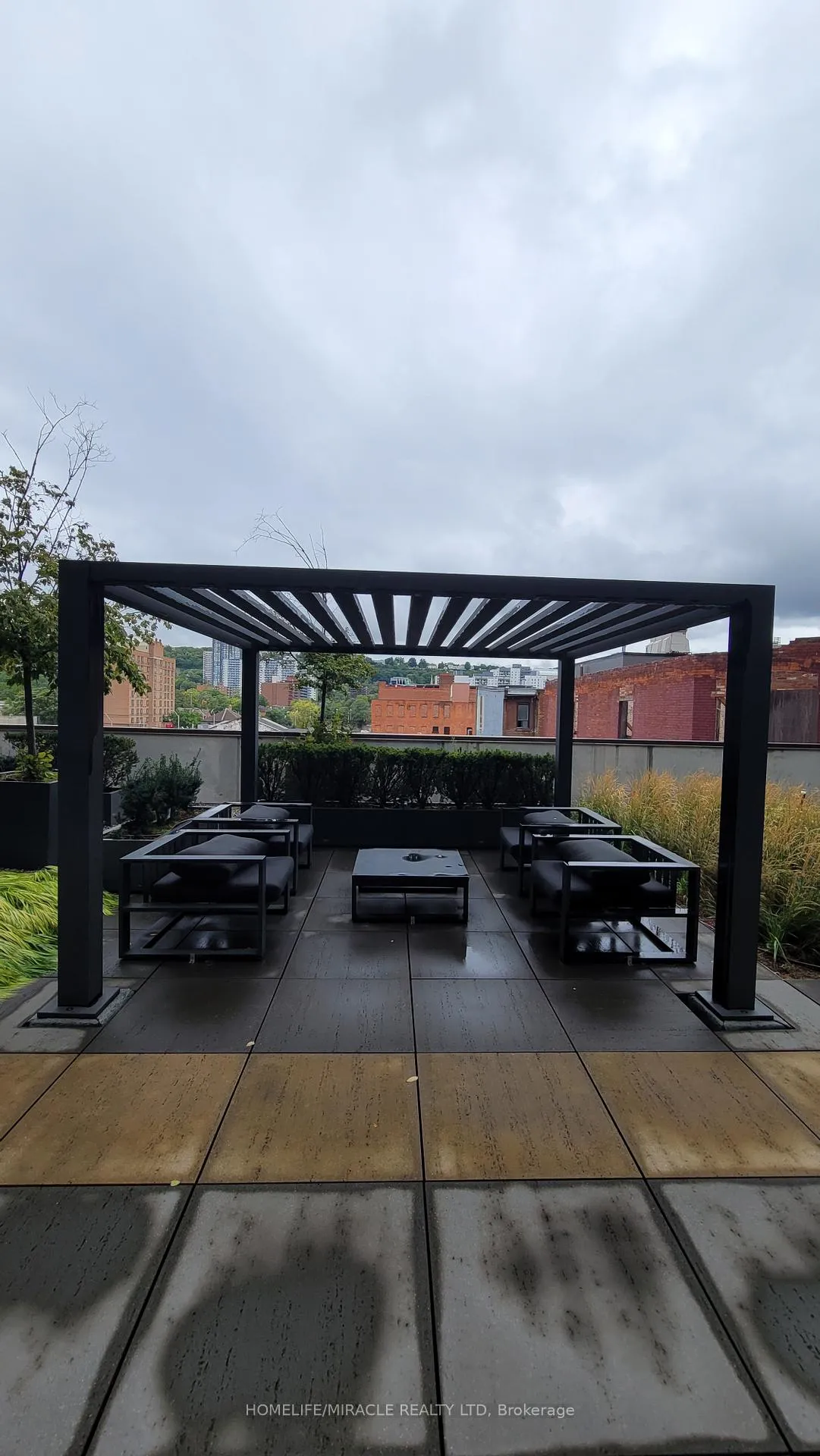 Photo 36 of Unit 422, 118 king Street E, Hamilton, Beasley — HOMEH