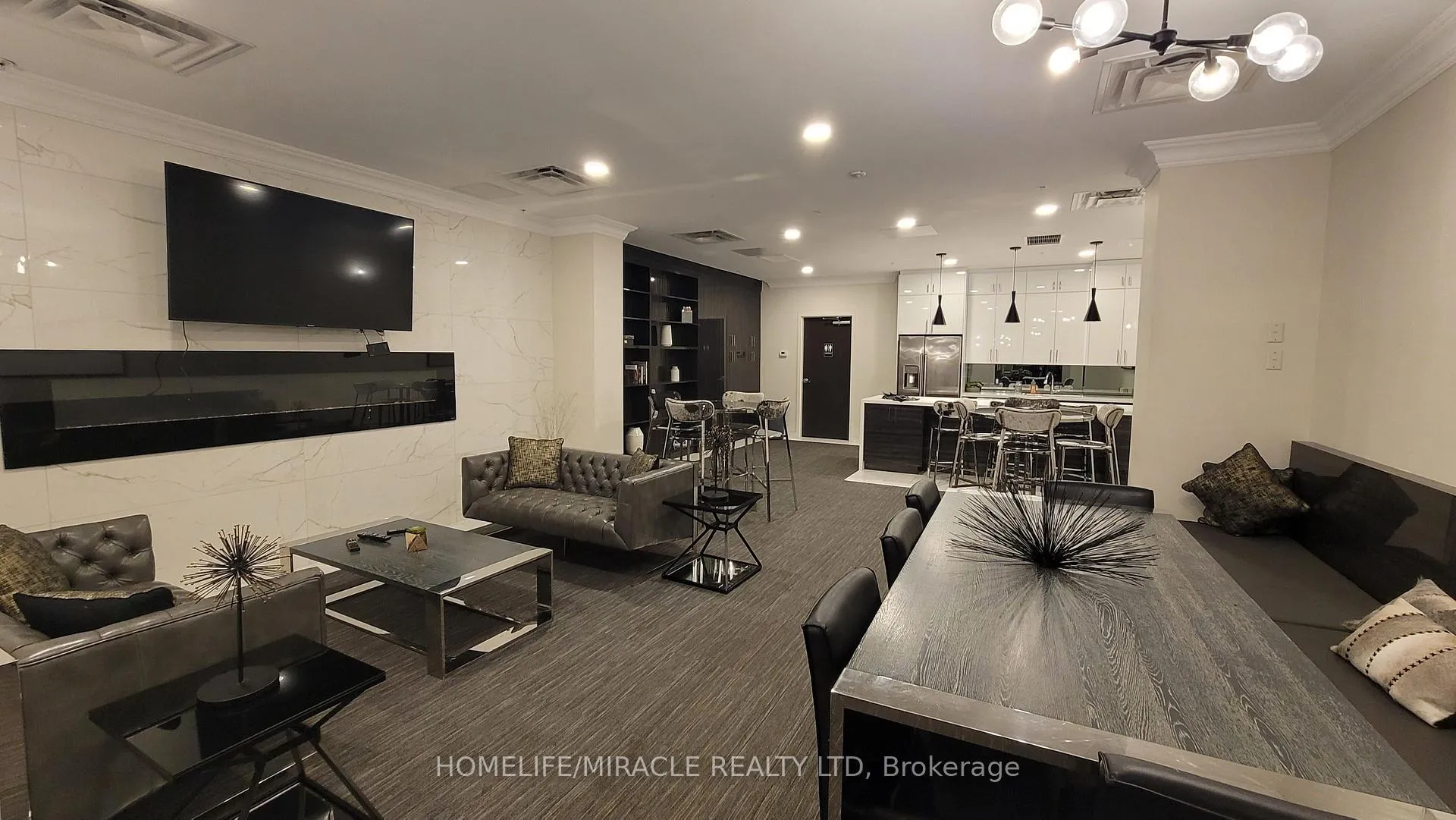 Photo 45 of Unit 422, 118 king Street E, Hamilton, Beasley — HOMEH