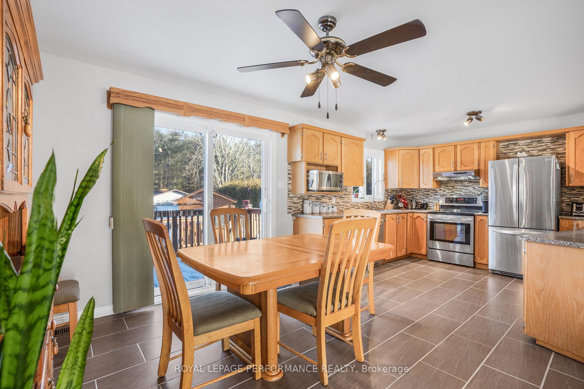 Photo 6 of 1073 Greenlane Road W, Champlain, Champlain Twp — HOMEH