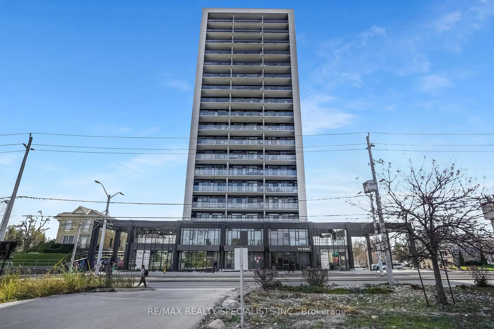 Photo 4 of Unit 1611, 741 King Street W, Kitchener — HOMEH