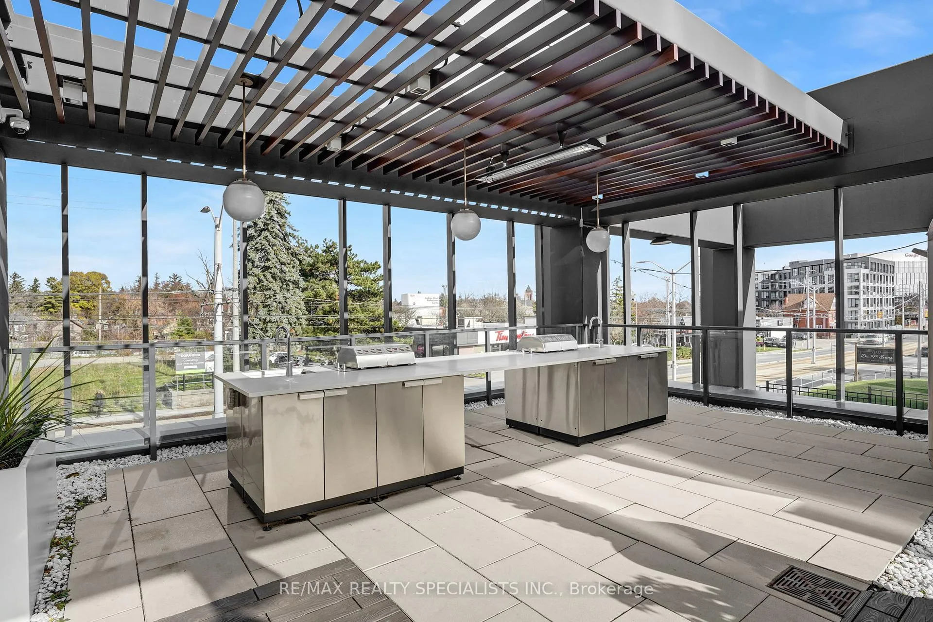 Photo 23 of Unit 1611, 741 King Street W, Kitchener — HOMEH