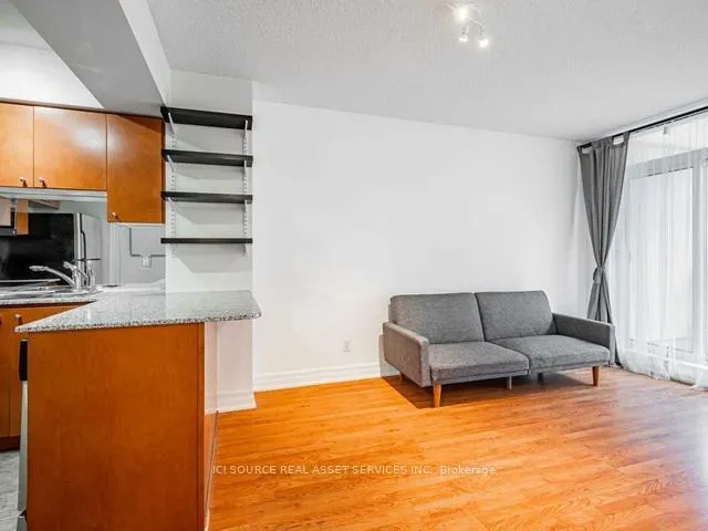 Photo 6 of Unit 901, 8 Scollard Street, Toronto, The Annex — HOMEH
