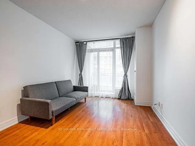 Photo 7 of Unit 901, 8 Scollard Street, Toronto, The Annex — HOMEH