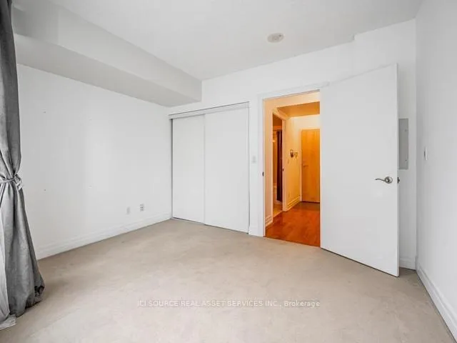 Photo 12 of Unit 901, 8 Scollard Street, Toronto, The Annex — HOMEH