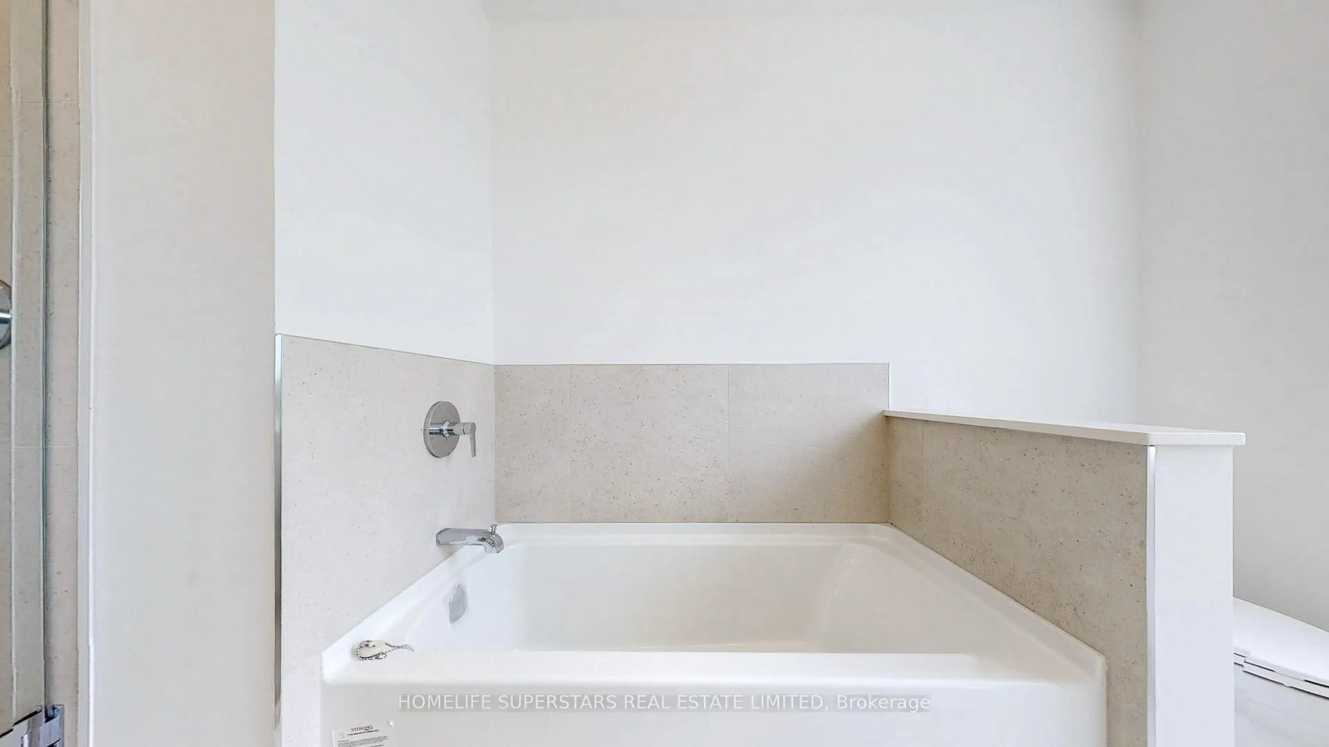Photo 26 of 61 Desiree Place, Caledon, Bolton West — HOMEH