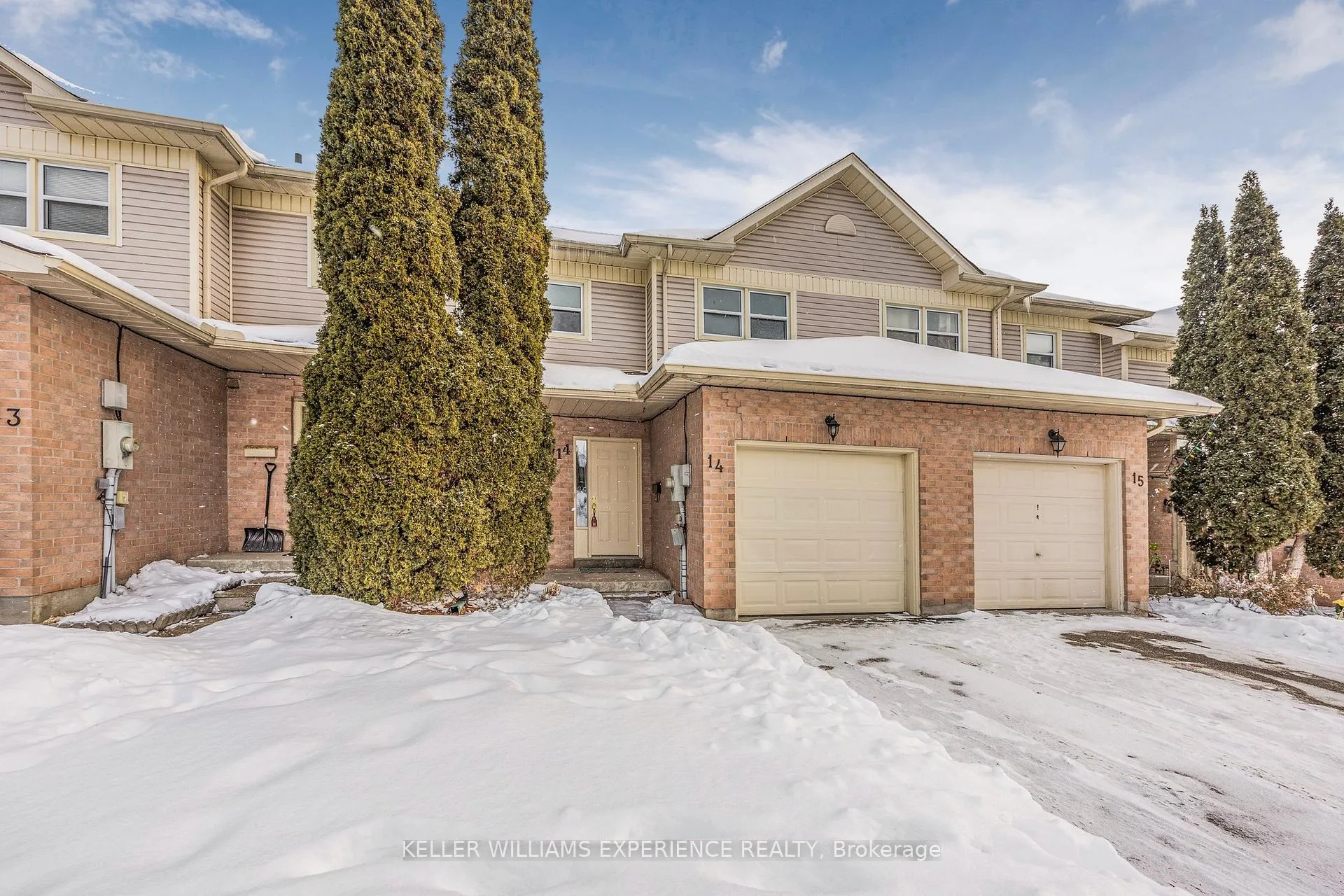 Photo 3 of Unit #14, 120 D'Ambrosio Drive, Barrie, Painswick North — HOMEH