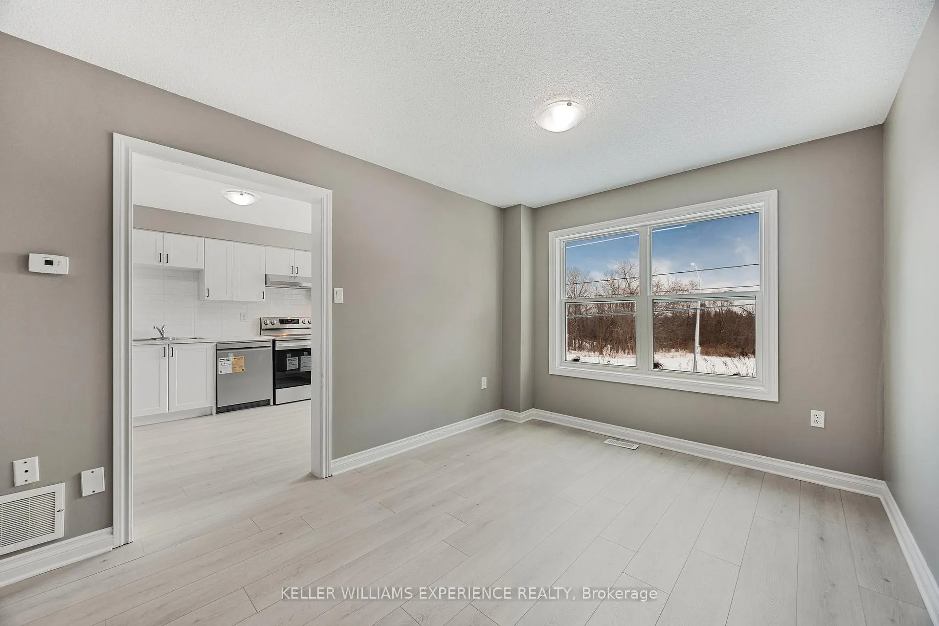 Photo 12 of Unit #14, 120 D'Ambrosio Drive, Barrie, Painswick North — HOMEH
