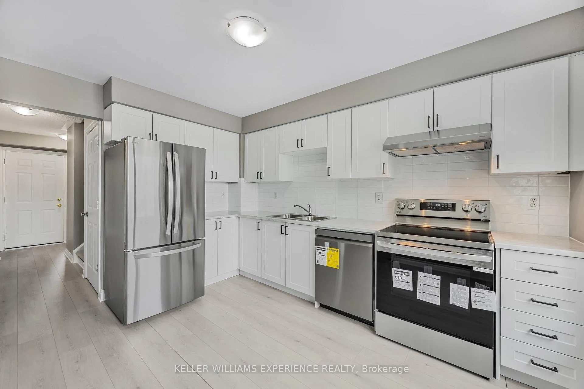 Photo 18 of Unit #14, 120 D'Ambrosio Drive, Barrie, Painswick North — HOMEH