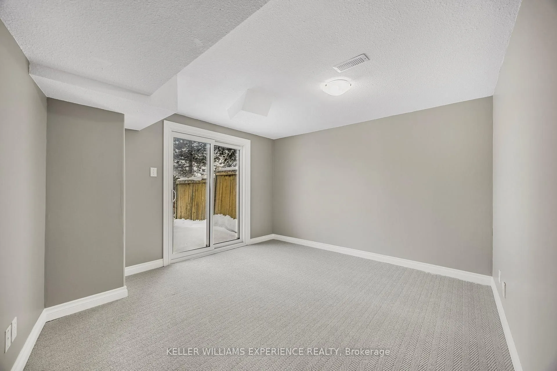 Photo 30 of Unit #14, 120 D'Ambrosio Drive, Barrie, Painswick North — HOMEH