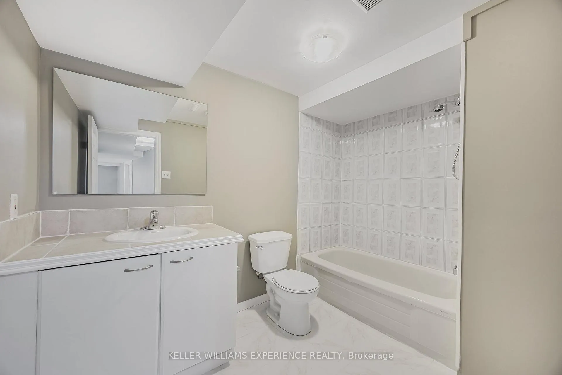 Photo 34 of Unit #14, 120 D'Ambrosio Drive, Barrie, Painswick North — HOMEH