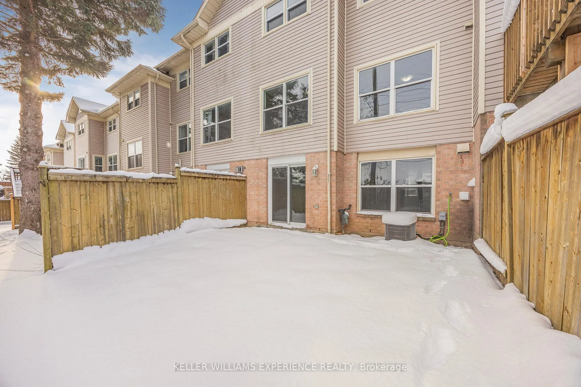 Photo 38 of Unit #14, 120 D'Ambrosio Drive, Barrie, Painswick North — HOMEH